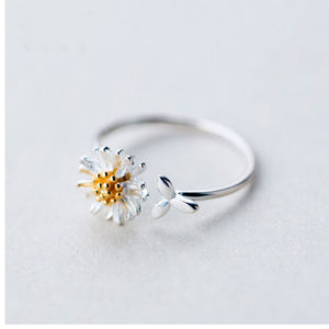 Unique Daisy Flower Ring